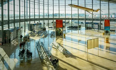 À l'intérieur de l'aéroport de Valence
