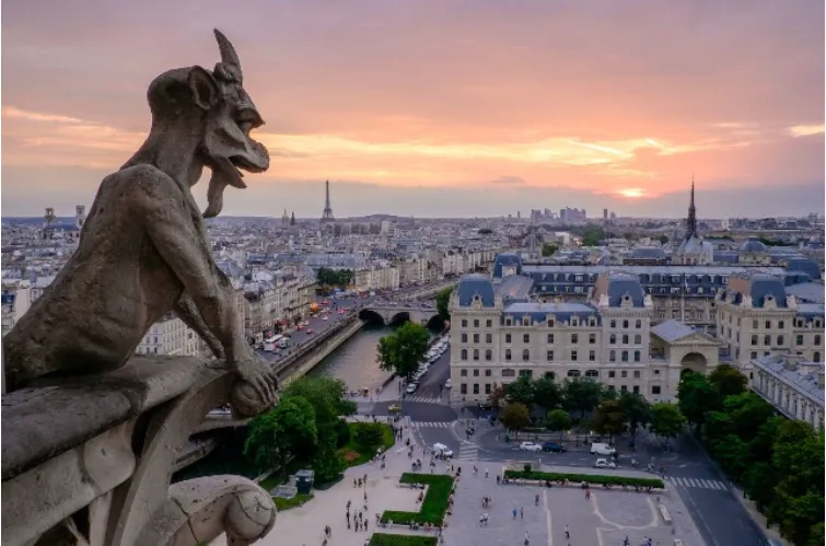 Impressionnant centre-ville de Paris